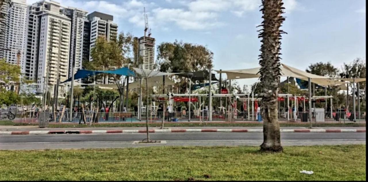Hotel Apartment Short Term Tel Aviv Bat Yam 353 Екстериор снимка